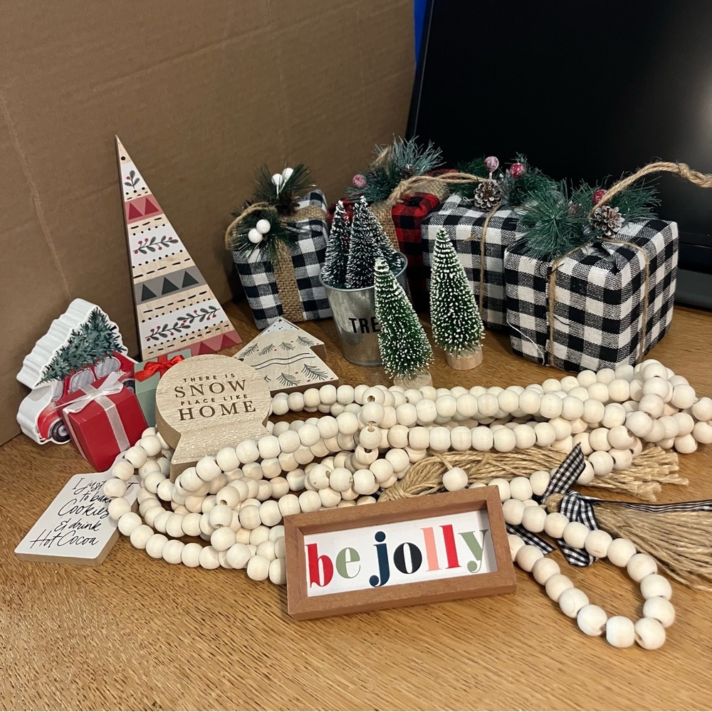 Lot of 16 Wood & Fabric Winter Holiday Decorations